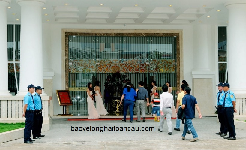 thue-bao-ve-nha-hang-tphcm